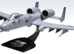 Revell Revell 1/72 T-Squadron Snap A-10 Wart