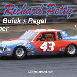 Salvinos JR Models Salvinos JR Models 1/24 Richard Petty #43 Buick Regal 1981 Winner Mod
