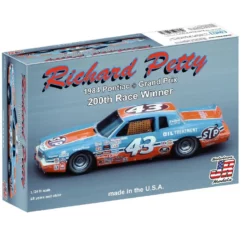 Salvinos JR Models Salvinos JR Models 1/24 Richard Petty 1984 Pontiac Grand Prix 200 Rac