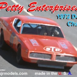 Salvinos JR Models Salvinos JR Models 1/25 Petty Enterprises 1972 Dodge Charger Model Ki
