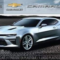 AMT AMT 1/25 2016 Chevy Camaro SS, Snap Kit/Black